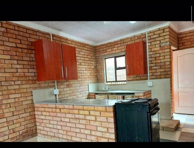 2 BEDROOM PROPERTY TO RENT IN BELLAIR